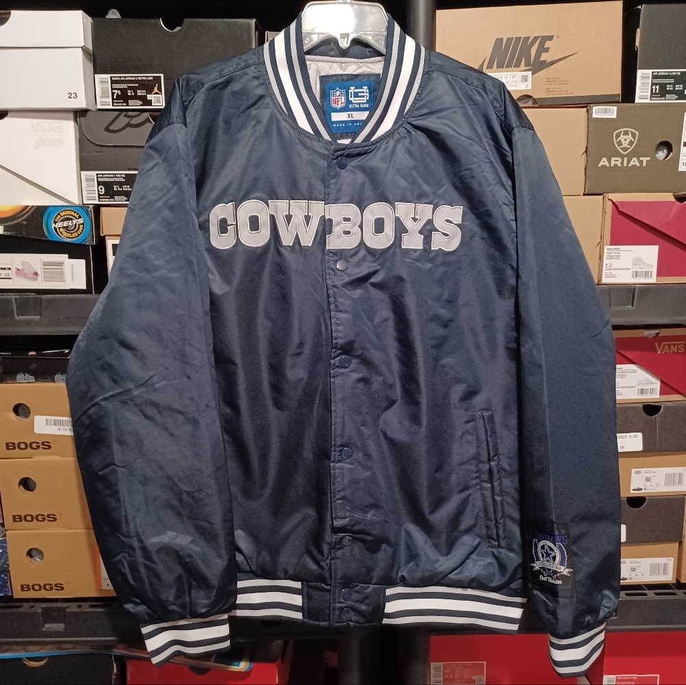 NFL Dallas Cowboys Varsity Jacket Available in Men's Size XL Brand New With Tags